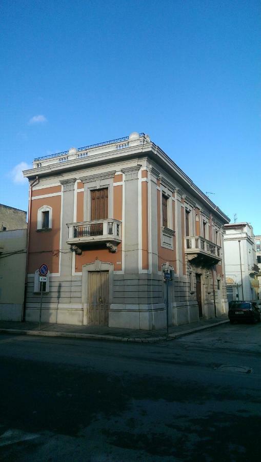Palazzo Don Ruggiero Hotel San Ferdinando di Puglia Bagian luar foto