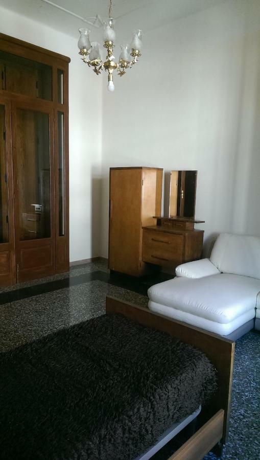 Palazzo Don Ruggiero Hotel San Ferdinando di Puglia Bagian luar foto